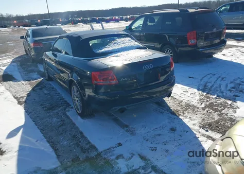 2009 Audi A4 2.0T Cabriolet Quattro z USA, uszkodzony, nr VIN WAUDF48H29K007211
